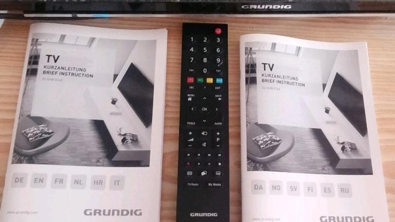 Zubehör: Fernbedienung + Anleitung Für Grundig 32 GHB 5740 BK HD LED Fernseher