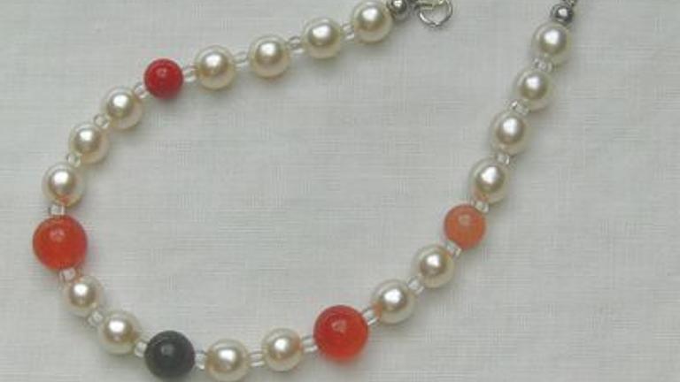 Armband mit einen kleinen Edelsteinmix