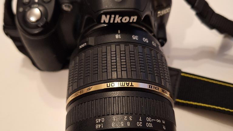 Vorschaubild Nikon Kamera
