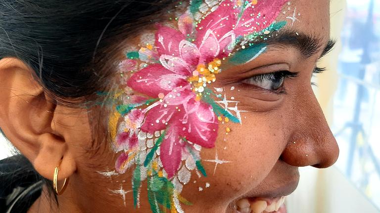 Facepainting for Adults