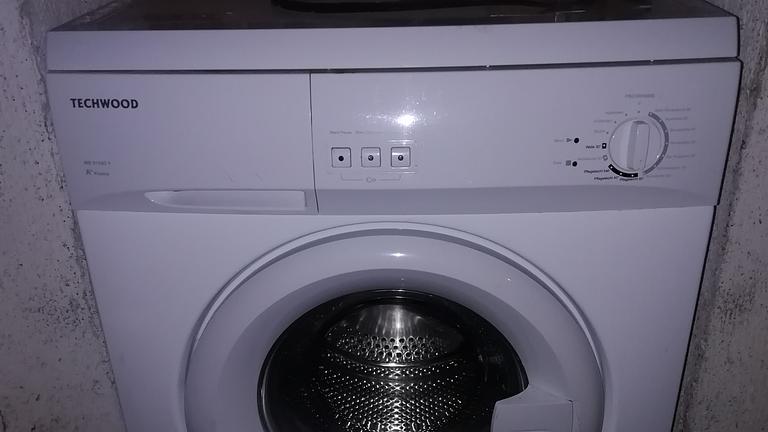 Alarm!! -schöne Waschmaschine zum Basteln zu verschenken!