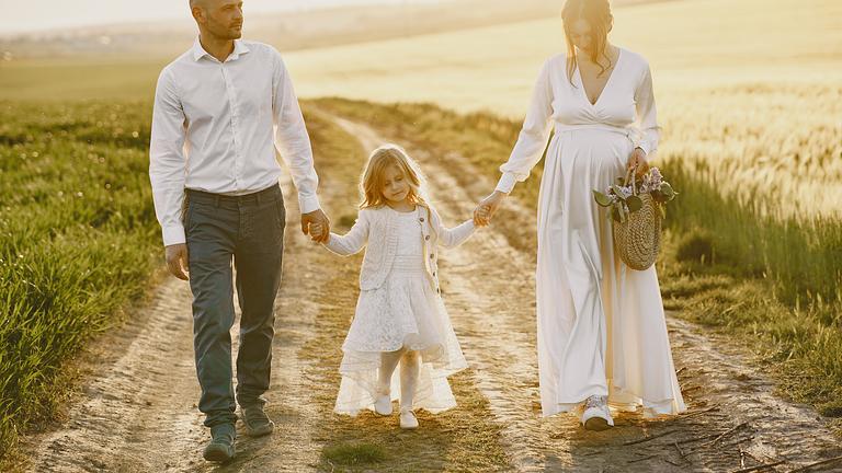 Ihre Fotografin für Hochzeitsfotografie Pärchenfotos Verlobung & Familienfotos