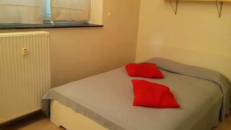 Voll möbliertes 1-Zimmer-Apartment