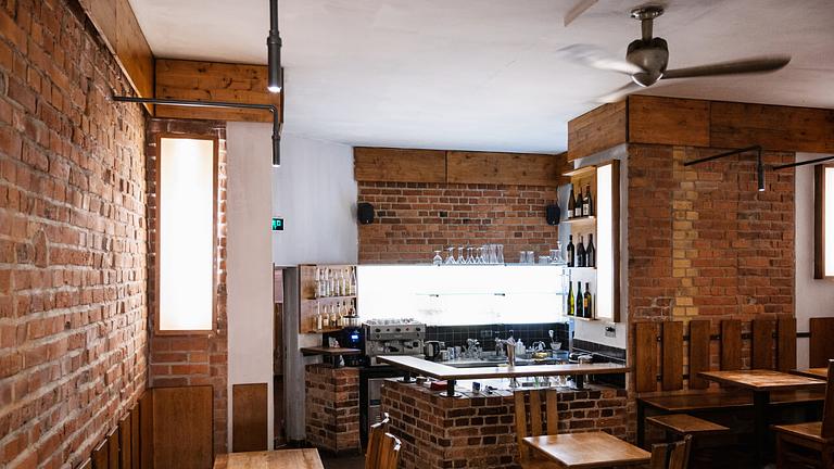 Vorschaubild Service-/Barpersonal Restaurant ZEST