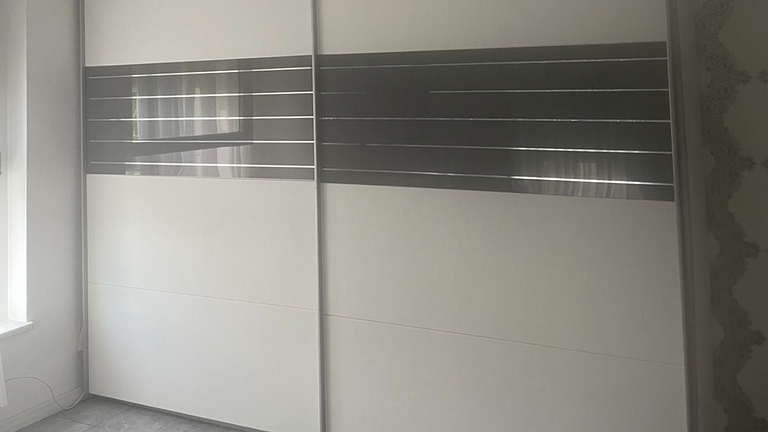 Schrank 270cm