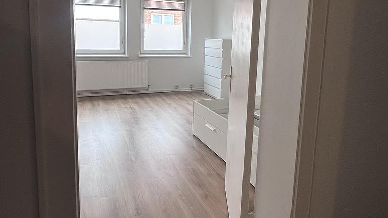 Charmante 1 Zimmer Wohnung in zentraler Lage (teilmöbeliert)