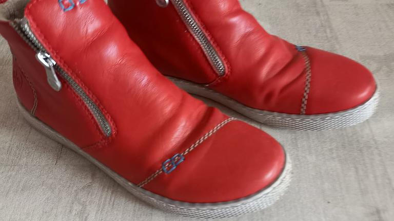 Schuh Stiefelette Halbschuh Damen gefüttert Gr. 40 gebraucht