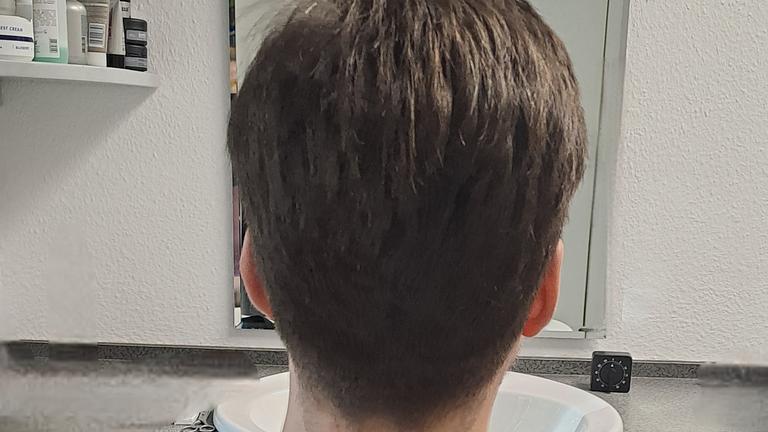 Herrn Modelle für Friseure Dienstleistungen gesucht