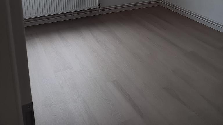 Helle Wohnung, 50 m² zu vermieten zw. Hamburg und Berlin 440 €Kaltmiete zzgl. NK