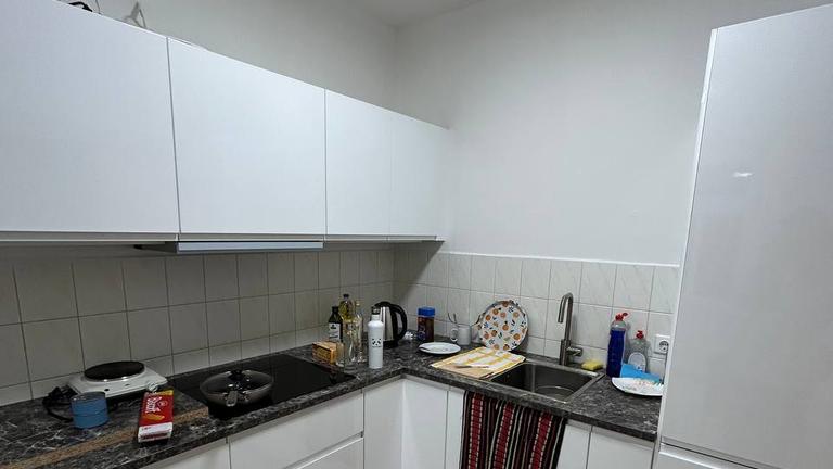 Möblierte 45 m² Studio-Wohnung in Chemnitz: 550 € warm, Nachmieter ab Dezember