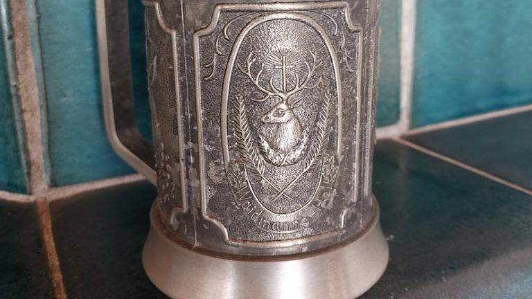 Zinnkrug mit schönen Jagt Motiven