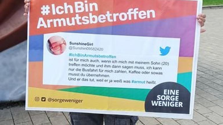 Vorschaubild ❣️🖤NAZI-SPRUCH🖤❣️ in S-Bahn MÜNCHEN,17.09.2022->>Zeugen?