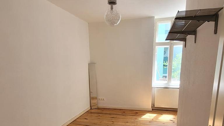 WG Zi., 13 qm in schönem Altbau, Balkon, Mitte / Sprengelkiez , sofort
