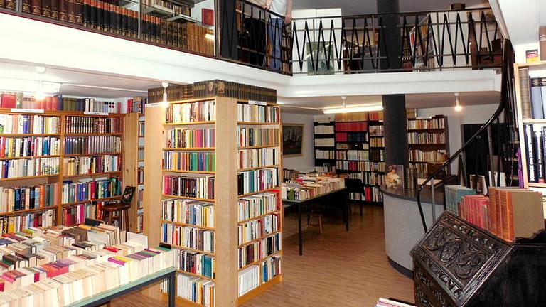 ANTIQUARIAT - STÖBERLADEN - 50 % AUF ALLE BÜCHERPREISE IM STÖBERLADEN