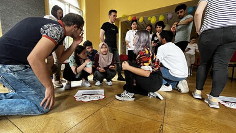 Vorschaubild Mithilfe bei Gruppenbegegnungen im Ausland und Leipzig