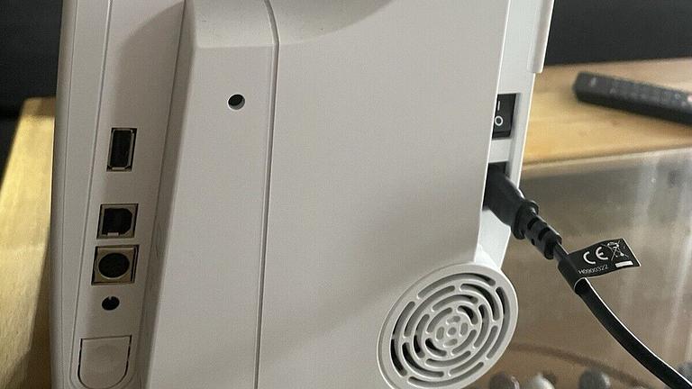 BERNINA b570 QE Nähmaschine