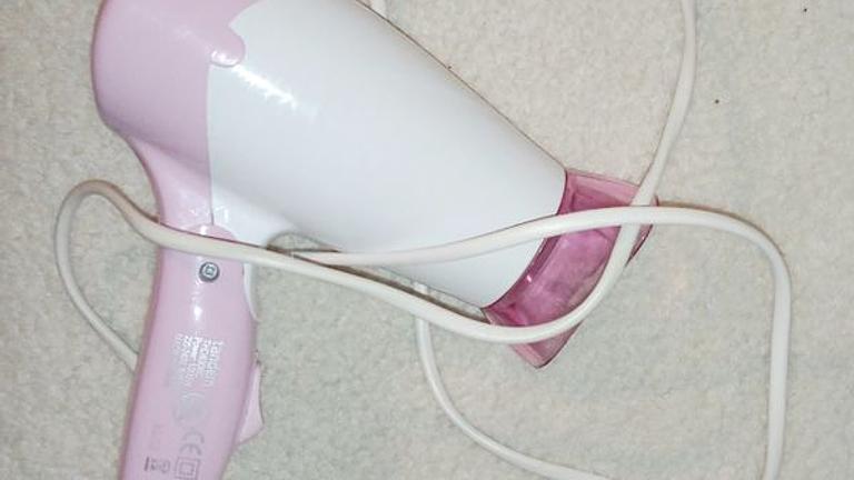 Ganz kostenlos: Haartrockner zu verschenken