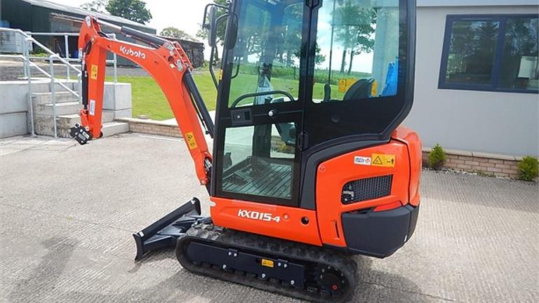 Ich verkaufe KUBOTA KX015-4S