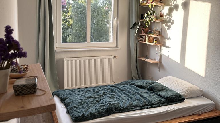 Kleines, feines Zimmer im Westen in FLINTA* WG