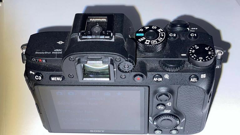 Vorschaubild Digitale Vollformat-Kamera 