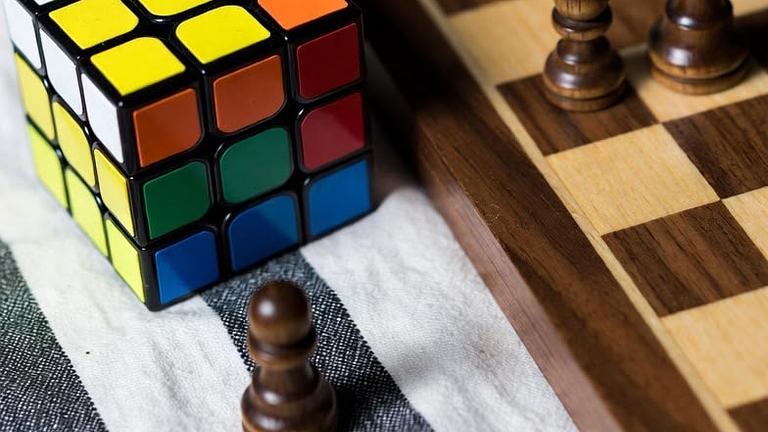Anfänger-Coaching Schach & Zauberwürfel ab August 2026