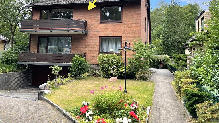 Schöne 4-Zi. Wohnung mit Balkon