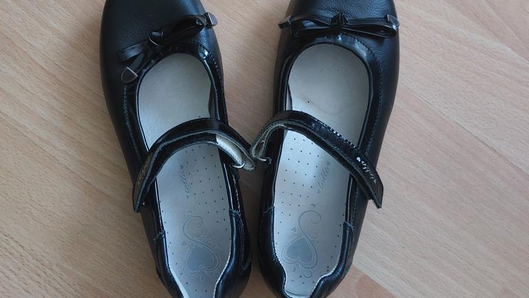 Mädchenschuhe