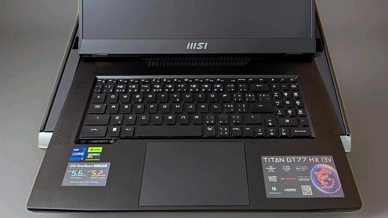 Msi Titan GT77 HX 13VH 17.3 4K HDR 13980HX 64GB 2TB NVidia 4080 RTX, Garantie