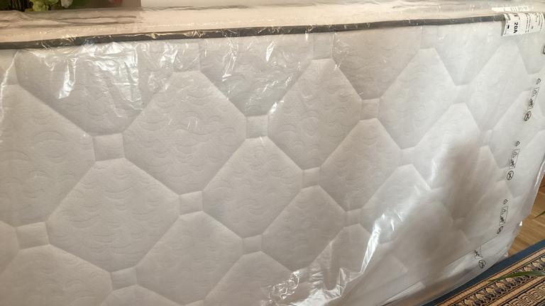 Federkernmatratze 90x200cm, MDRA fest - neu verpackt abzugeben