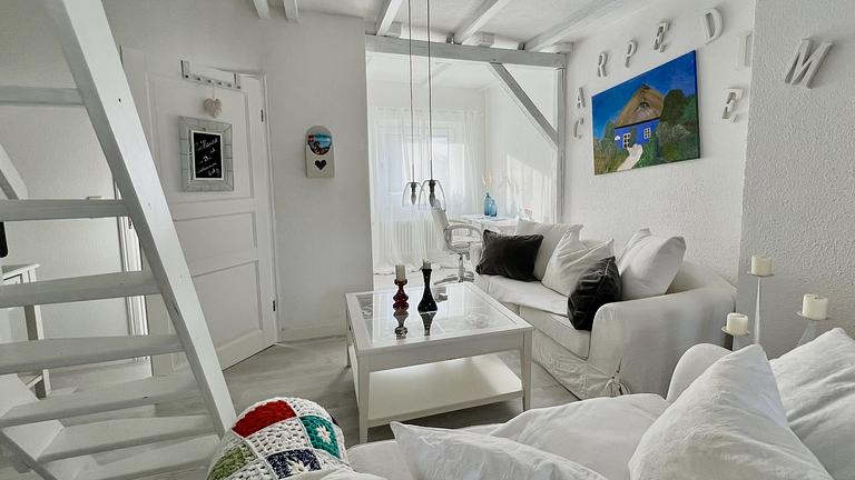 Das Überraschungspaket für Studenten +++ Möbel für 149 €