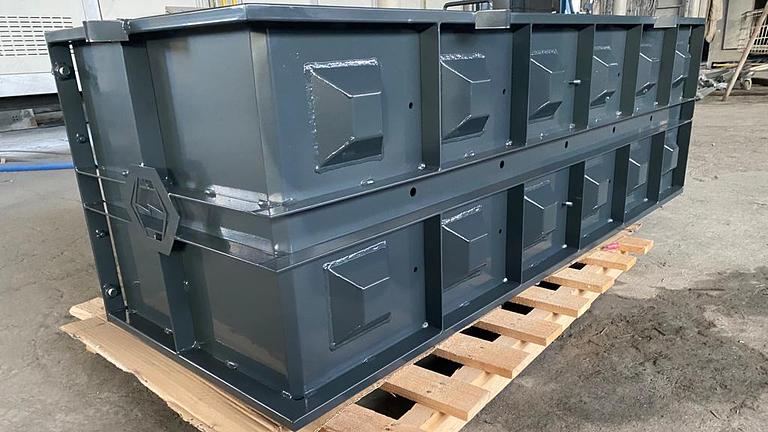 Vorschaubild Betonform 180/60/60 Legosteine Betonblock schalung