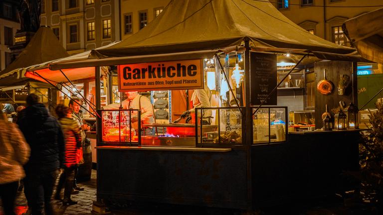 Verkaufskraft für Weihnachtsmarkt Stand auf dem Neumarkt gesucht