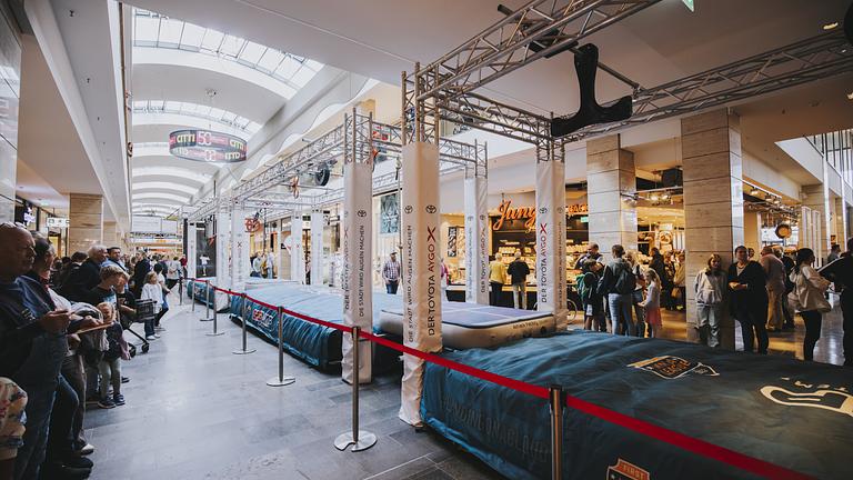 Eventpersonal Ninja Warrior Parcours - Donau Zentrum Wien