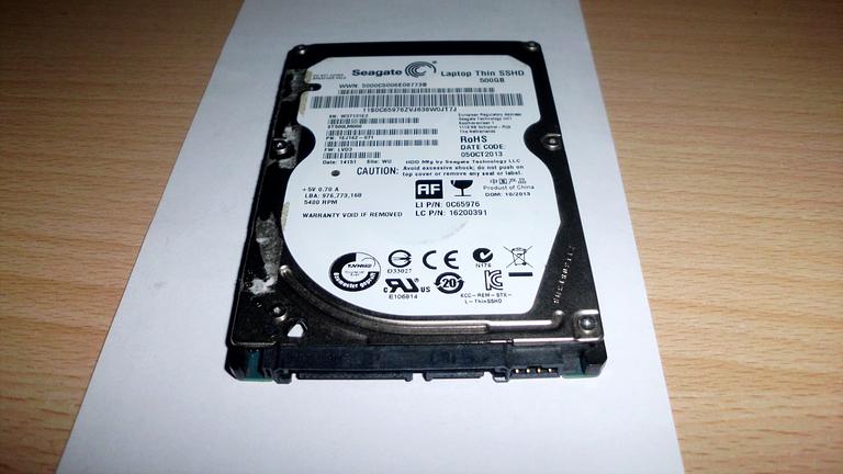 500 GB Festplatte HDD 2,5 Zoll mit Windows 11 Pro 25H2 für Notebook und Laptop