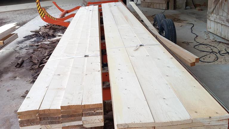 📏 2 x 10 x 400 cm  📦 24 Stück --- 75 € das gesamte Paket
