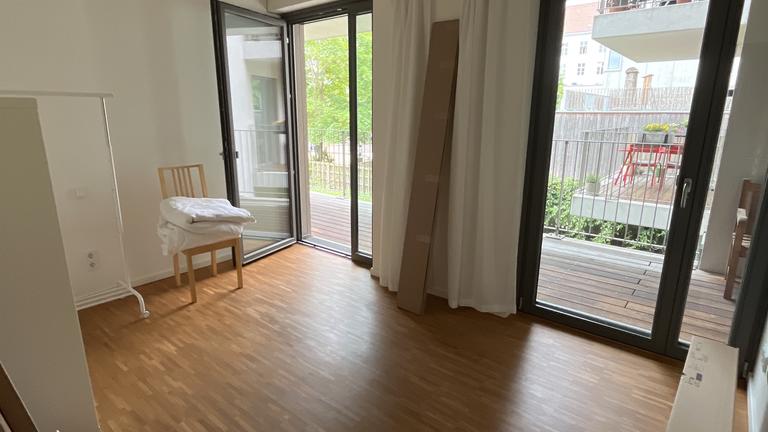 2 Zimmer in ruhiger Wohnung mit Hund