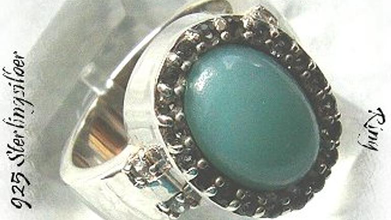 Ring 925 Silber mit gefassten Jade und Weistopasen