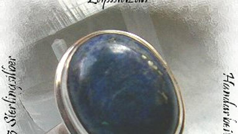 Ring, 925 Silber mit gefassten Lapislazuli