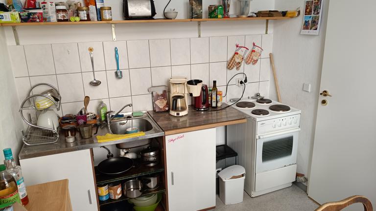 Zwischenmiete 1 Raum Wohnung 25.9.-13.10. möbliert Zentrum Leipzig