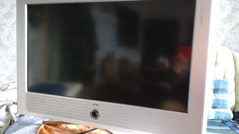 Vorschaubild Color TV Plasma, flach Firma Löwe