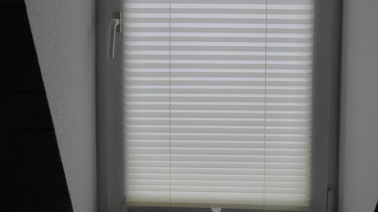 Vorschaubild Klemm-Plissees, 60x130cm, cremefarben, neu, original verpackt